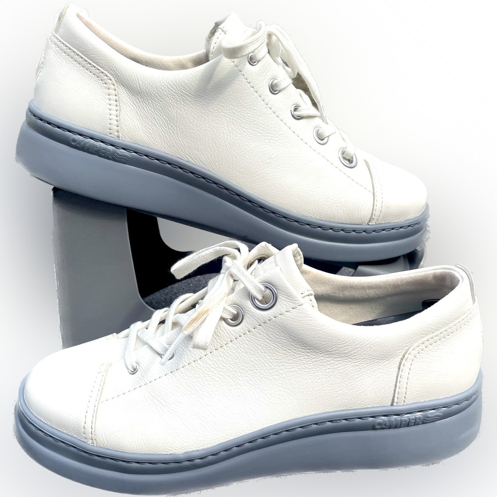 Camper Twins size 40 (8.5-9)